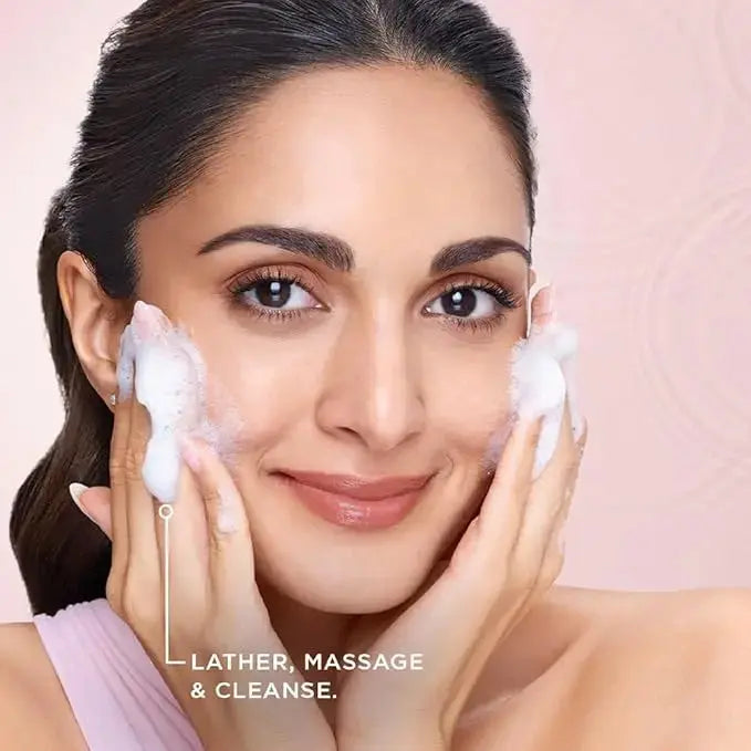Pond’s Bright Beauty Anti-Dullness & Brightening Facewash 150g – Niacinamide-Enriched Daily Cleanser for Glass Skin & 4X Brighter Complexion V2deliver.com